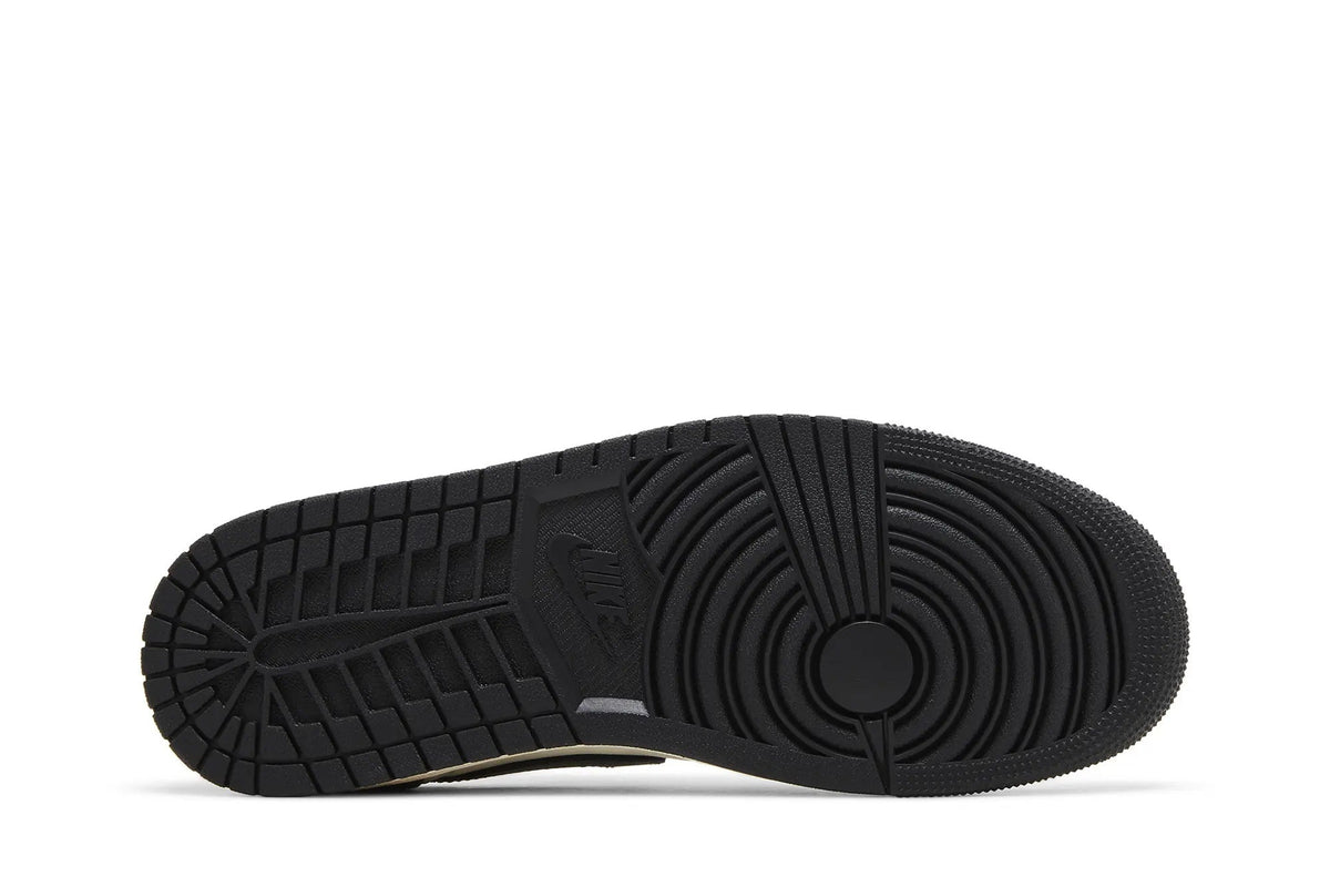 Air Jordan 1 Retro Low OG 'Mocha' - White Leather with Brown Nubuck